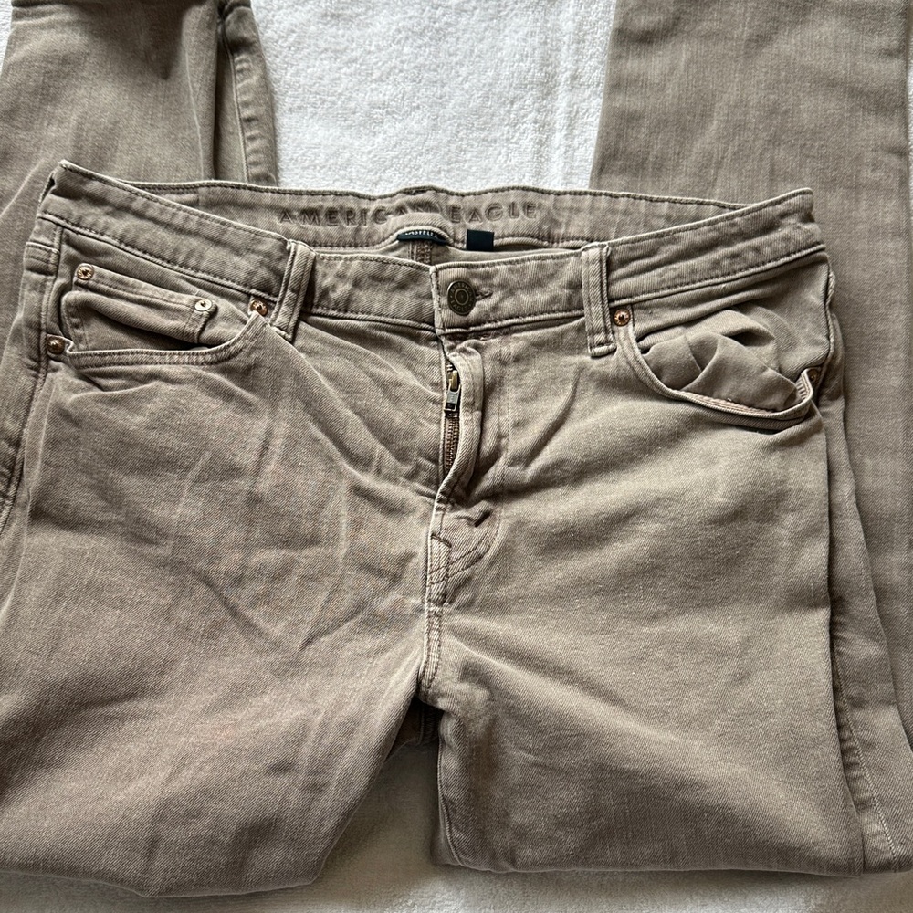 American Eagle Outfitters  Easyflex Straight Leg Jeans in Taupe 36x30